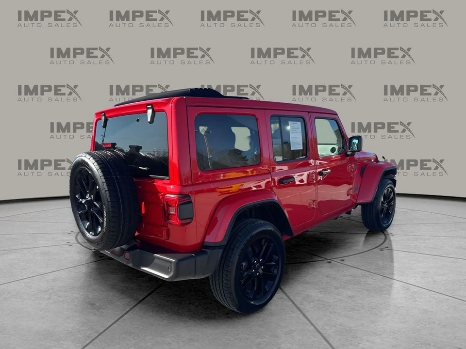 2025 Jeep JL Wrangler - Image 5 of 31