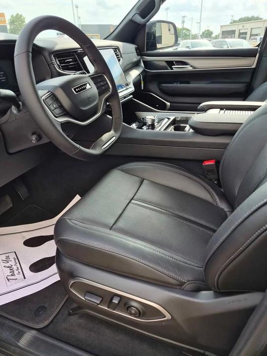 2025 Jeep WS Wagoneer - Image 7 of 9