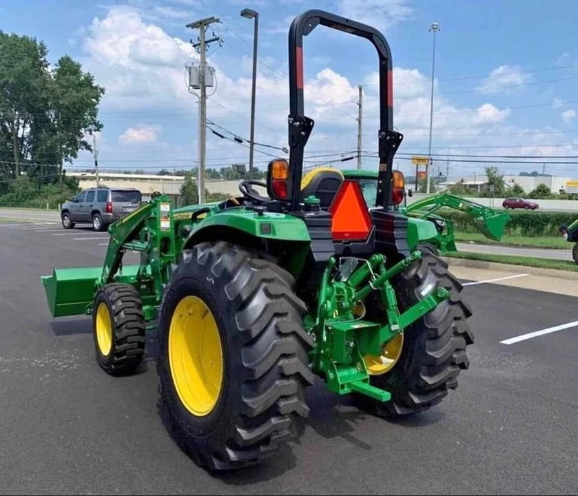 2025 John Deere - Image 3 of 4