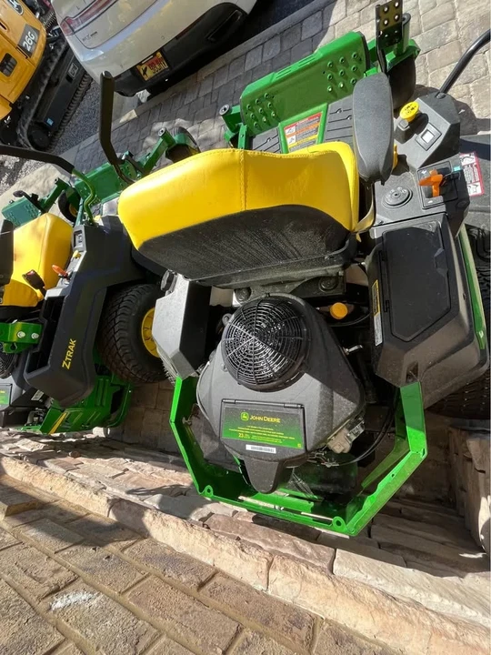2025 John Deere - Image 4 of 4