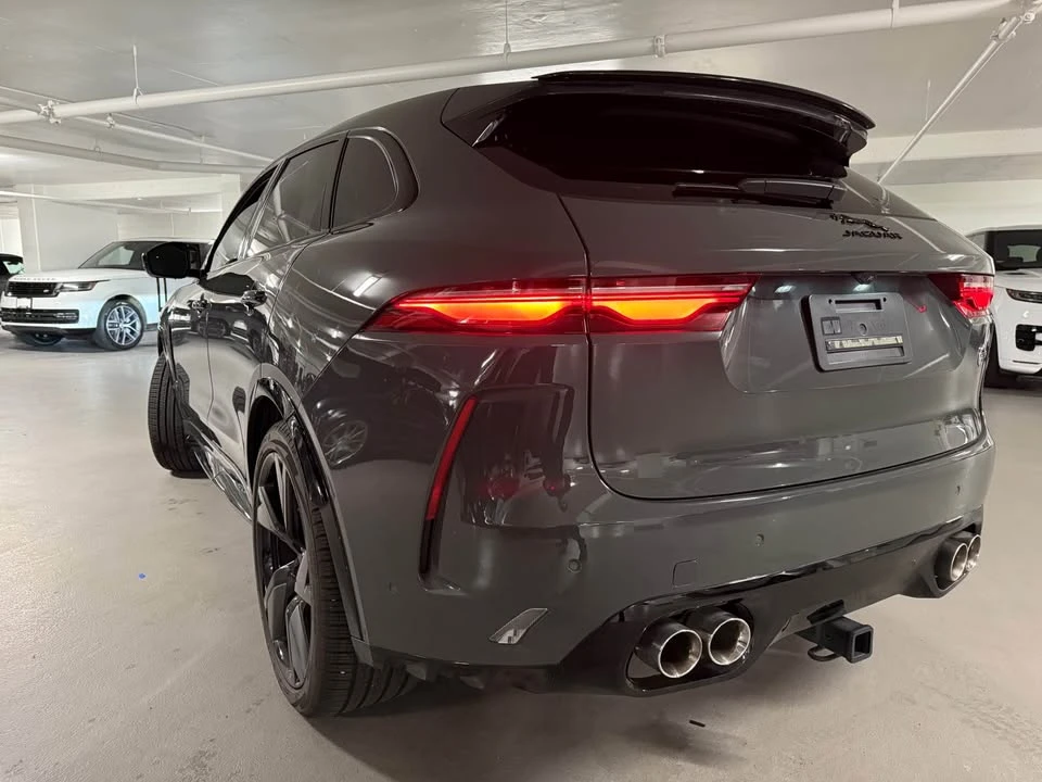 2025 Jaguar F-Pace - Image 9 of 20