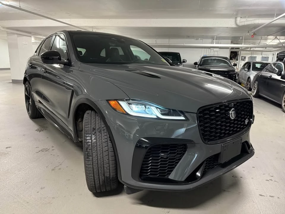 2025 Jaguar F-Pace - Image 4 of 20