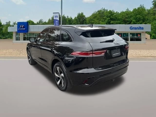 2025 Jaguar F-Pace - Image 8 of 19