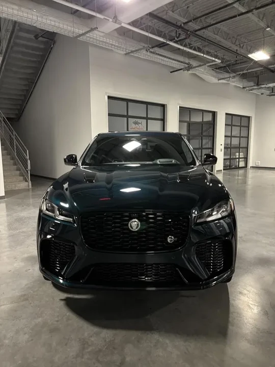 2025 Jaguar F-Pace - Image 10 of 10