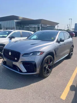 2025 Jaguar F-PACE P575 SVR