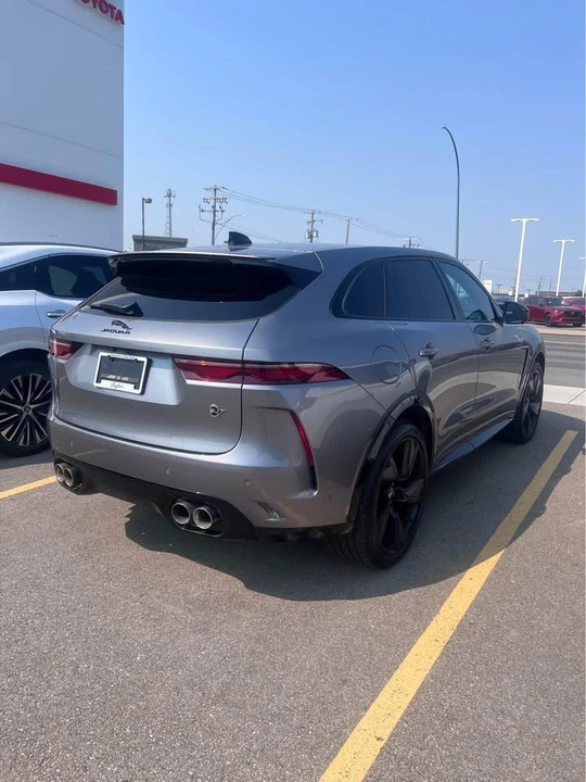2025 Jaguar F-Pace - Image 3 of 9