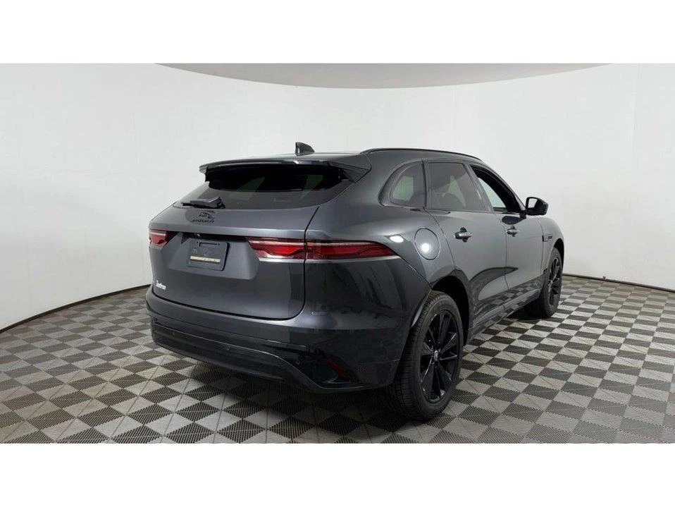 2025 Jaguar F-Pace - Image 7 of 20