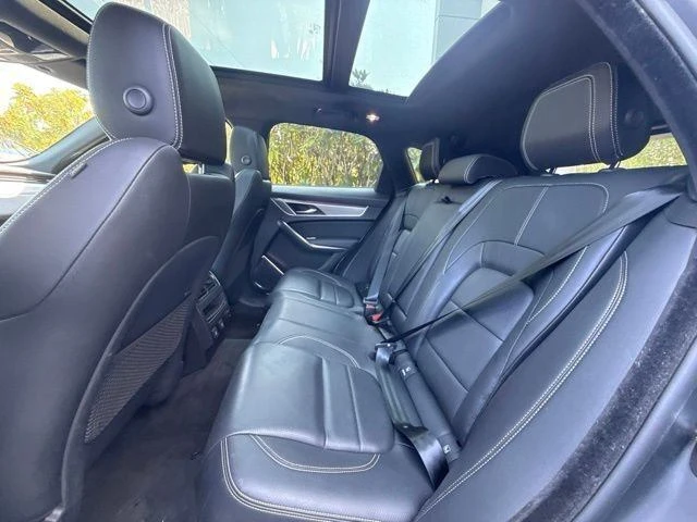 2025 Jaguar F-Pace - Image 6 of 7