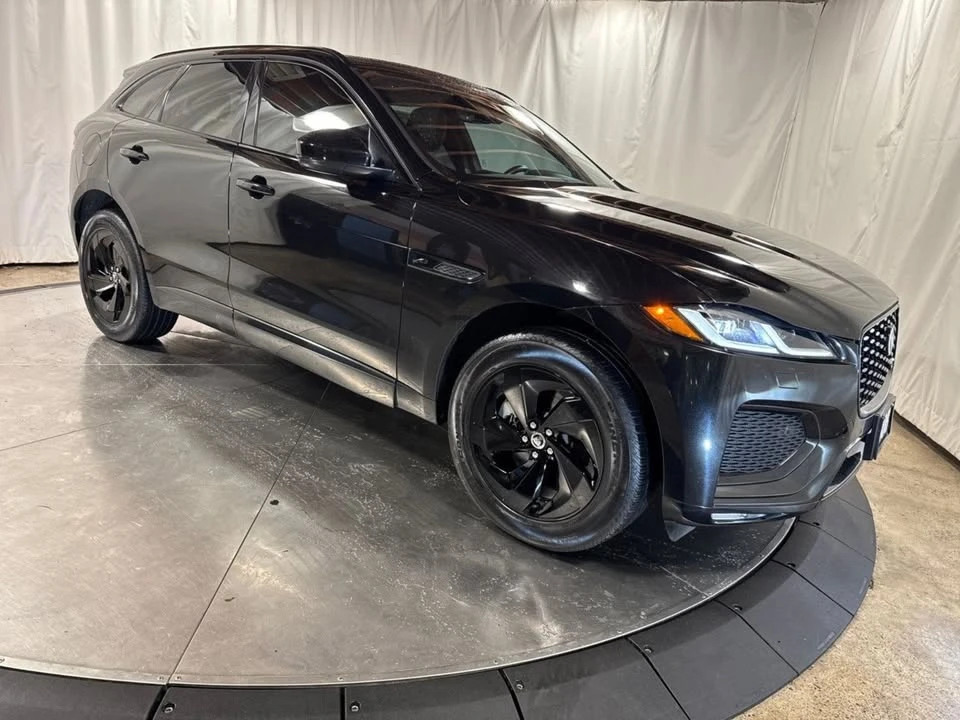 2025 Jaguar F-Pace - Image 7 of 20