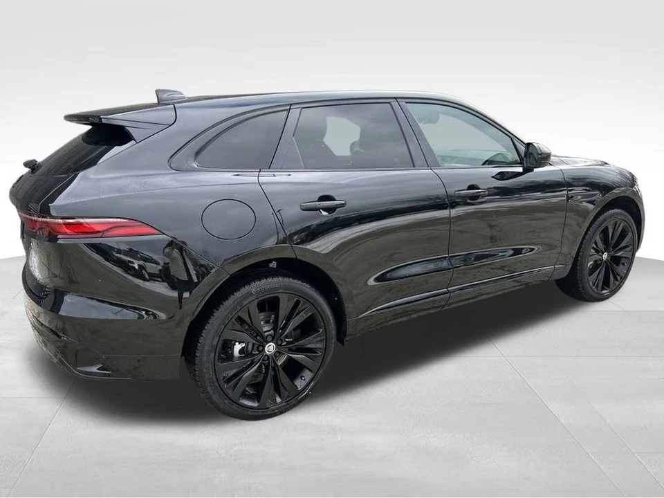 2025 Jaguar F-Pace - Image 6 of 12