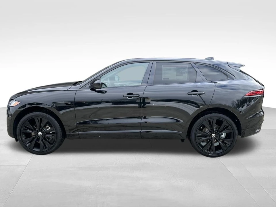 2025 Jaguar F-Pace - Image 2 of 12