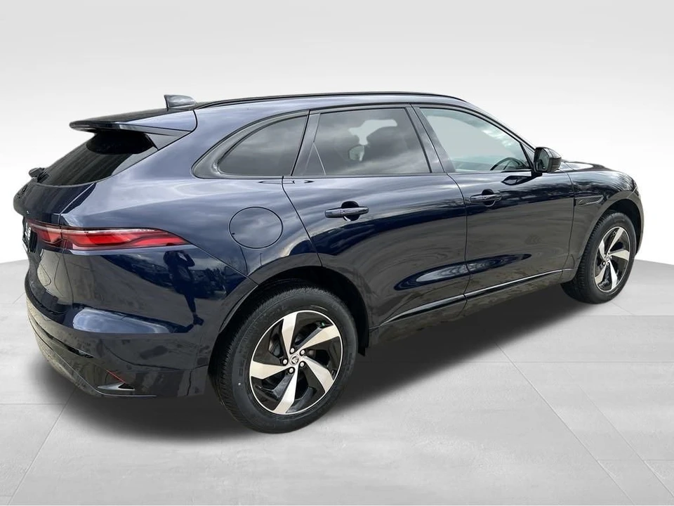 2025 Jaguar F-Pace - Image 7 of 12