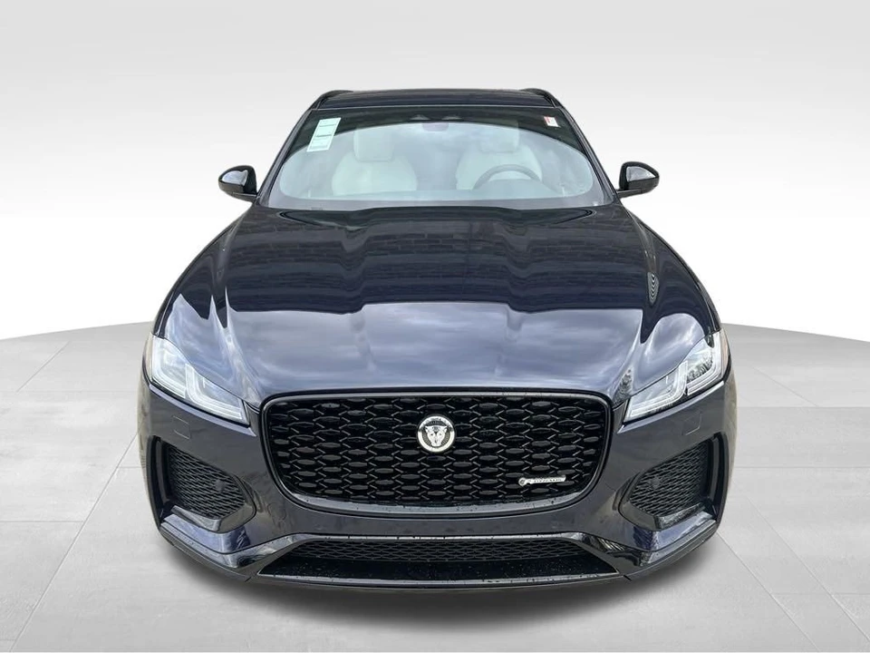 2025 Jaguar F-Pace - Image 4 of 12