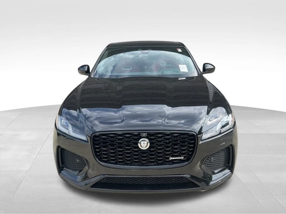 2025 Jaguar F-Pace - Image 4 of 12