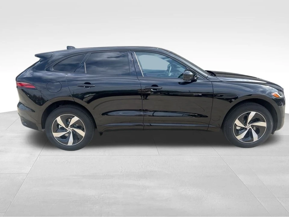 2025 Jaguar F-Pace - Image 5 of 12