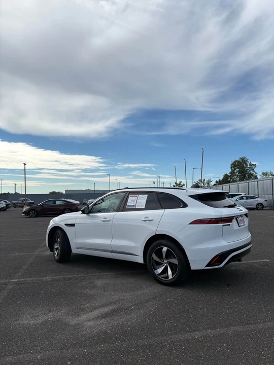 2025 Jaguar F-Pace - Image 2 of 20