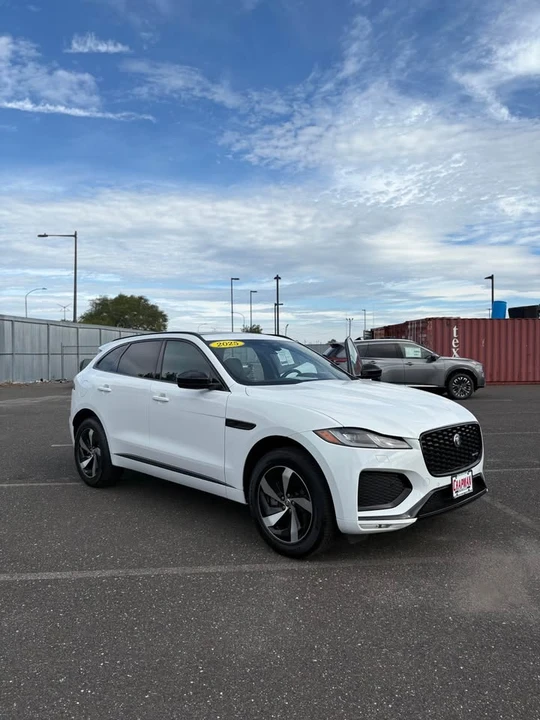 2025 Jaguar F-Pace - Image 6 of 20