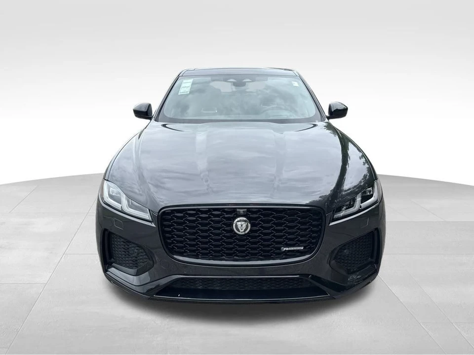 2025 Jaguar F-Pace - Image 4 of 12
