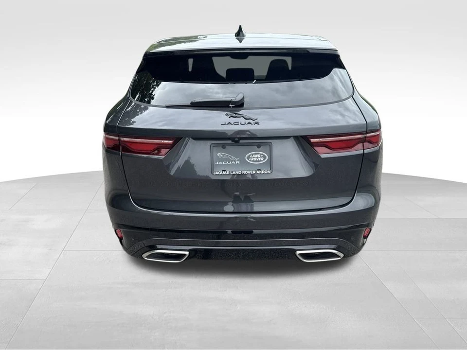 2025 Jaguar F-Pace - Image 8 of 12