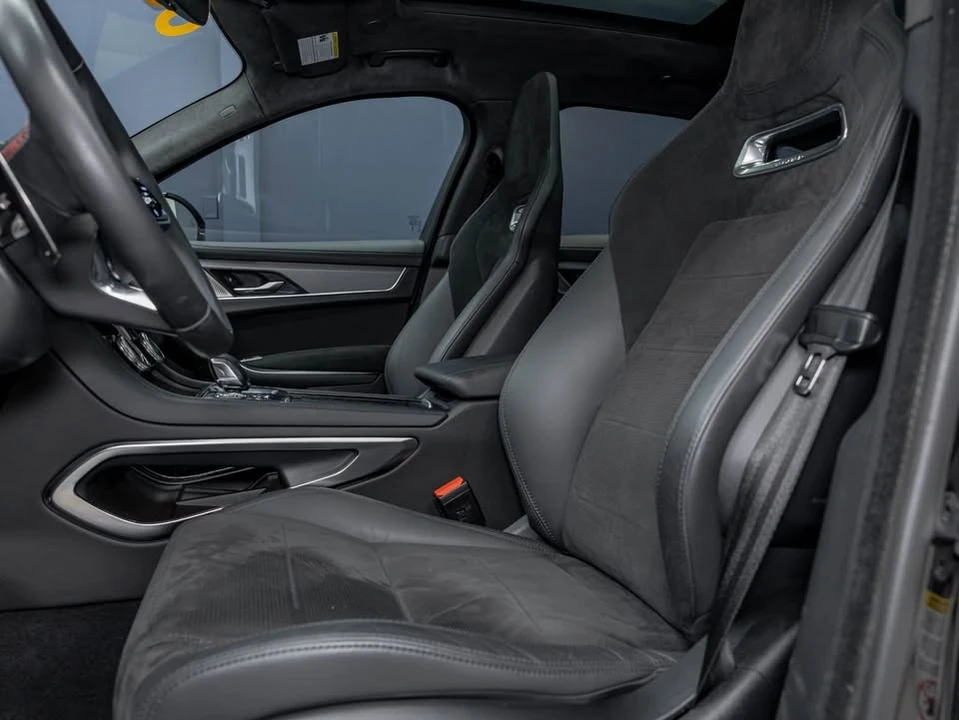 2025 Jaguar F-Pace SVR - Image 12 of 20