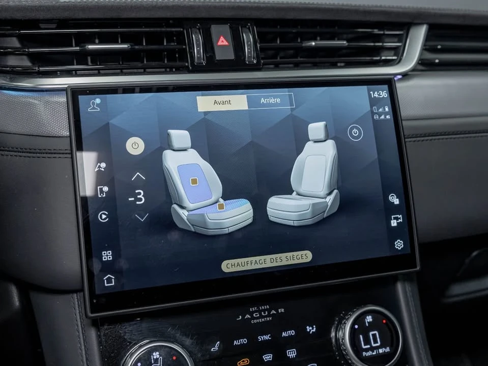 2025 Jaguar F-Pace SVR - Image 18 of 20