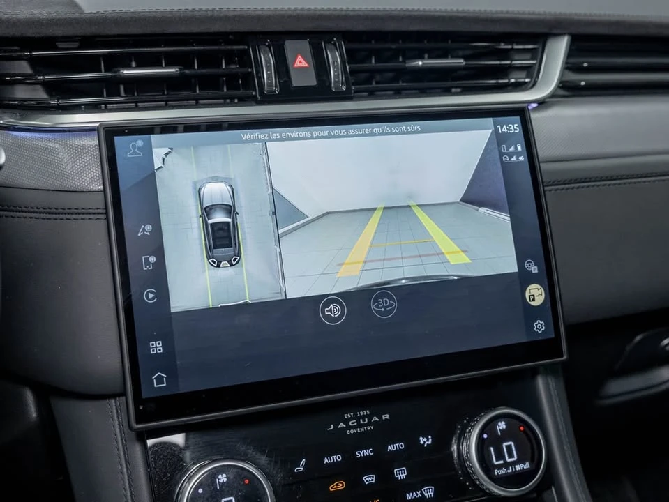 2025 Jaguar F-Pace SVR - Image 19 of 20