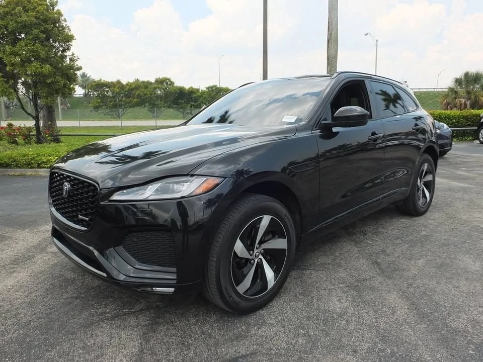 2025 Jaguar F-Pace - Image 14 of 19