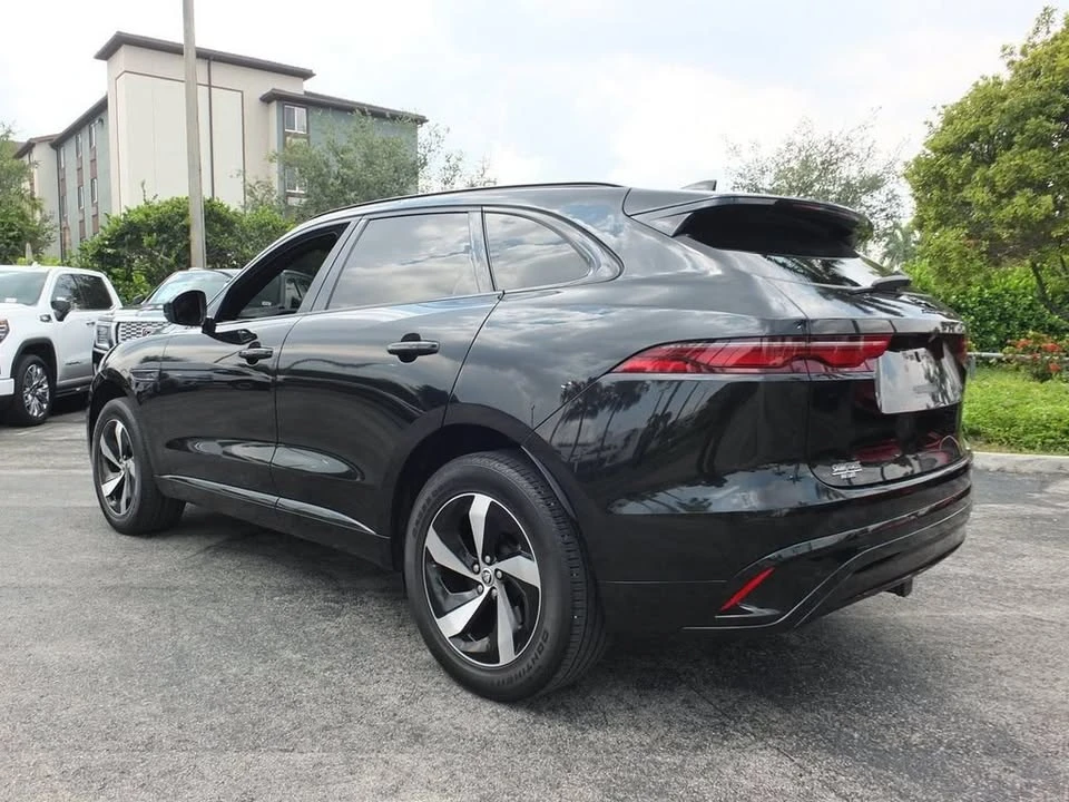 2025 Jaguar F-Pace - Image 12 of 19