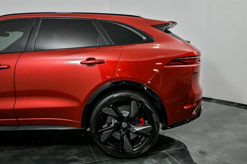 2025 Jaguar F-Pace SVR - Image 7 of 21