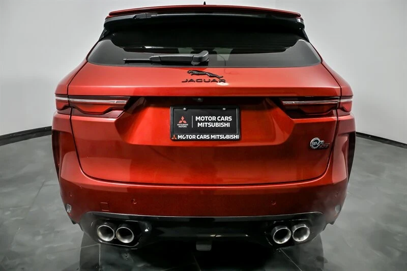 2025 Jaguar F-Pace SVR - Image 9 of 21