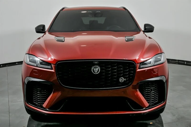 2025 Jaguar F-Pace SVR - Image 4 of 21