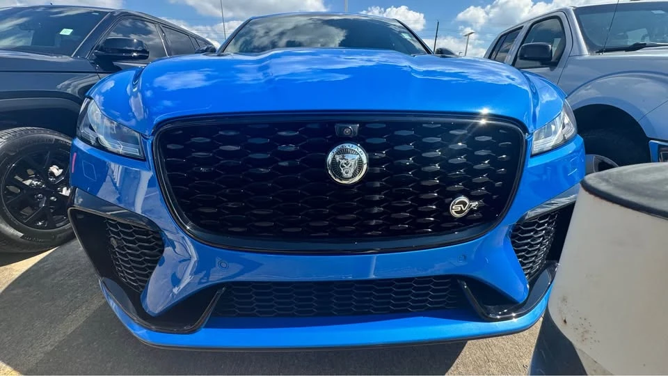 2025 Jaguar F-Pace SVR - Image 3 of 14