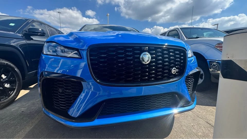 2025 Jaguar F-Pace SVR - Image 2 of 14