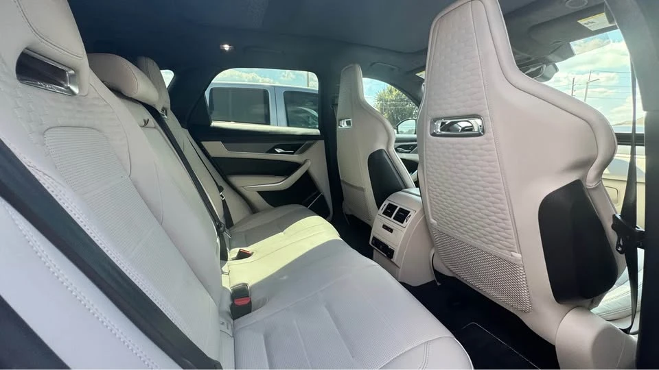 2025 Jaguar F-Pace SVR - Image 8 of 14