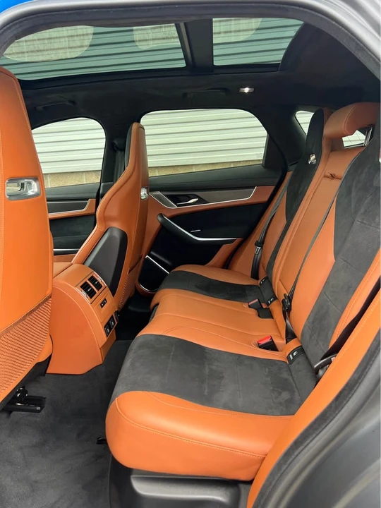 2025 Jaguar F-Pace SVR - Image 11 of 18