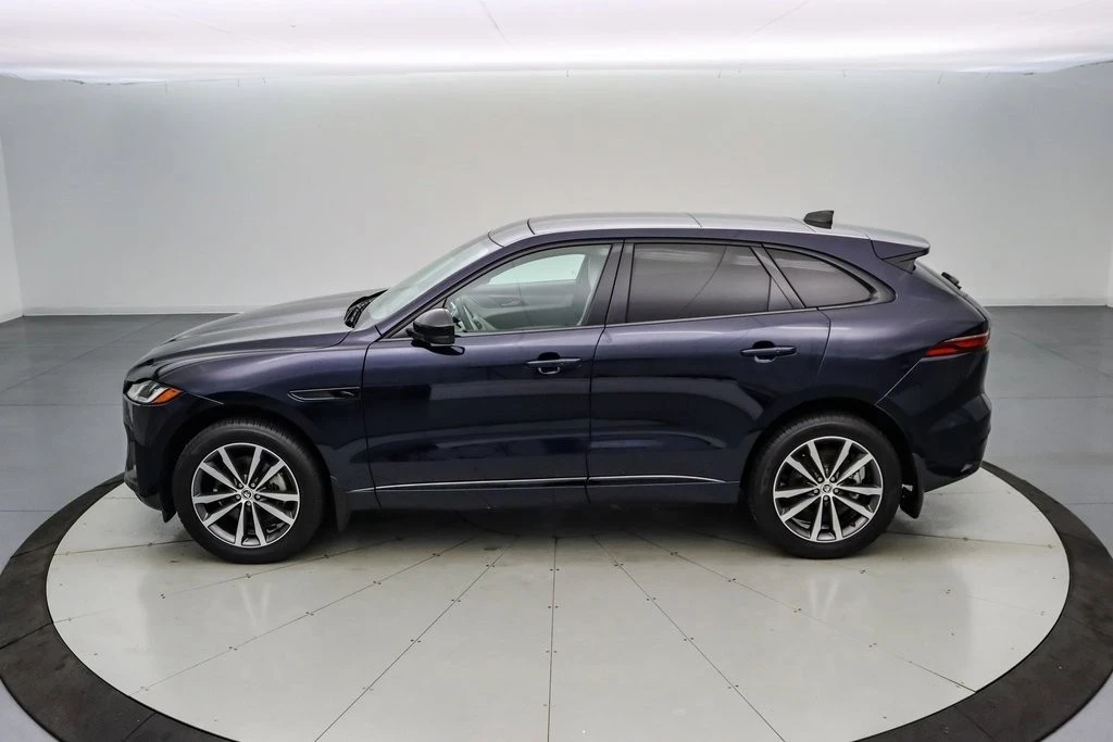2025 Jaguar F-Pace - Image 8 of 21