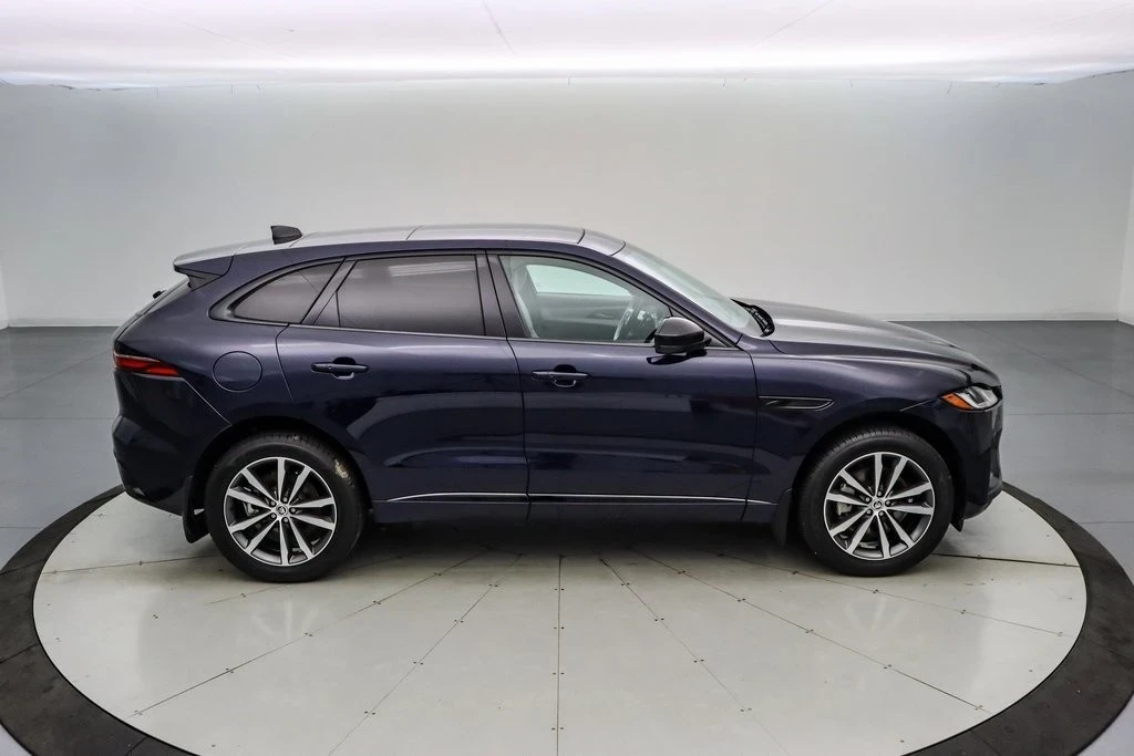 2025 Jaguar F-Pace - Image 4 of 21