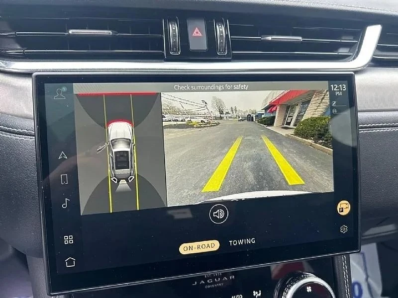 2025 Jaguar F-Pace - Image 11 of 12