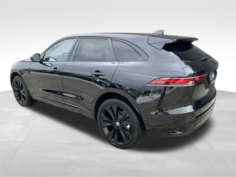 2025 Jaguar F-Pace - Image 3 of 12