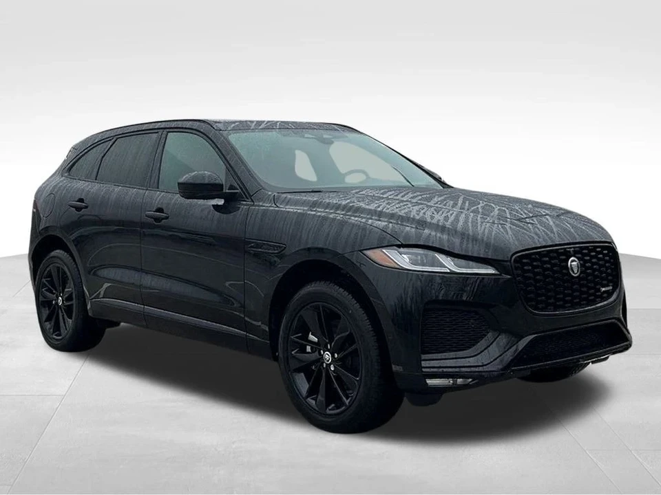 2025 Jaguar F-Pace - Image 10 of 12