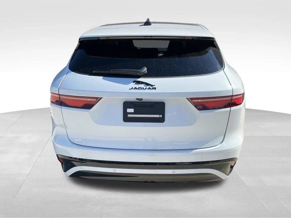 2025 Jaguar F-Pace - Image 7 of 12