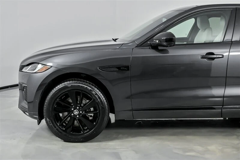 2025 Jaguar F-Pace - Image 7 of 21