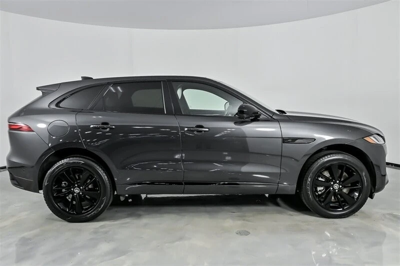 2025 Jaguar F-Pace - Image 14 of 21