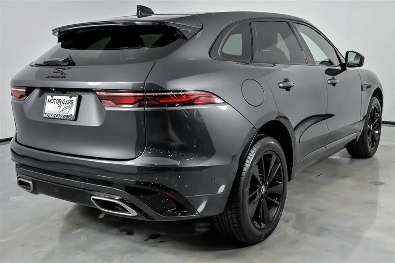 2025 Jaguar F-Pace - Image 12 of 21