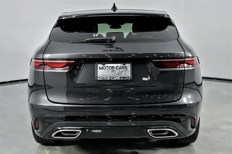 2025 Jaguar F-Pace - Image 11 of 21
