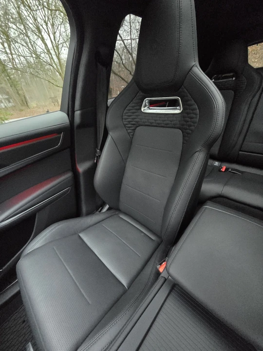 2025 Jaguar F-Pace SVR - Image 20 of 21