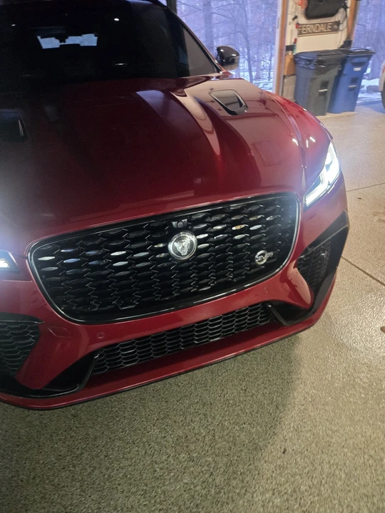 2025 Jaguar F-Pace SVR - Image 17 of 21