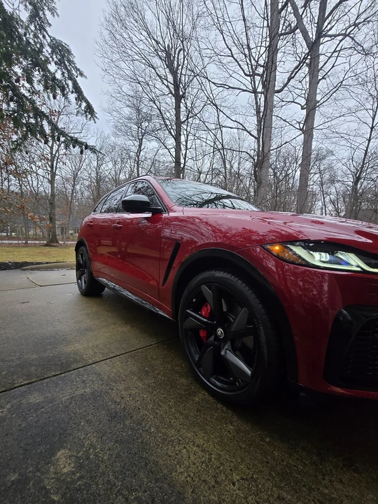 2025 Jaguar F-Pace SVR - Image 5 of 21