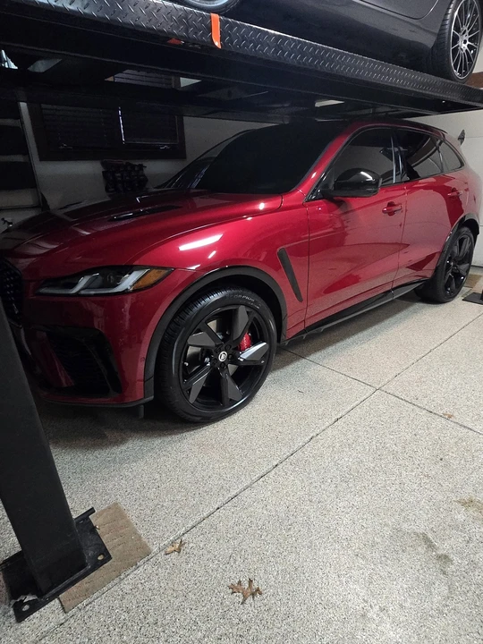 2025 Jaguar F-Pace SVR - Image 12 of 21