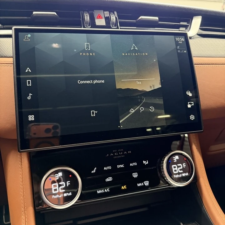 2025 Jaguar F-Pace SVR - Image 11 of 21